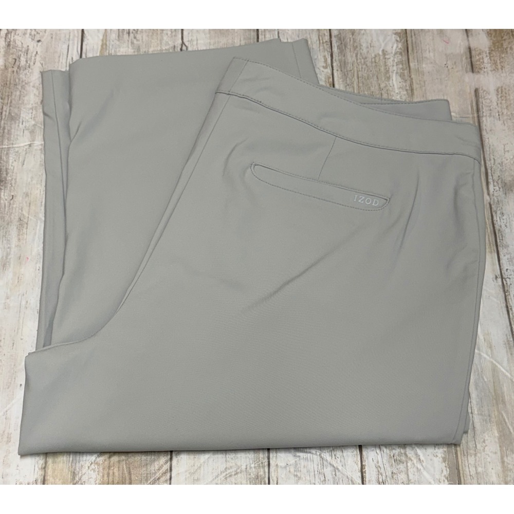 IZOD Golf Womens Gray Capri Pants Size 8 Stretch Performance Activewear Casual